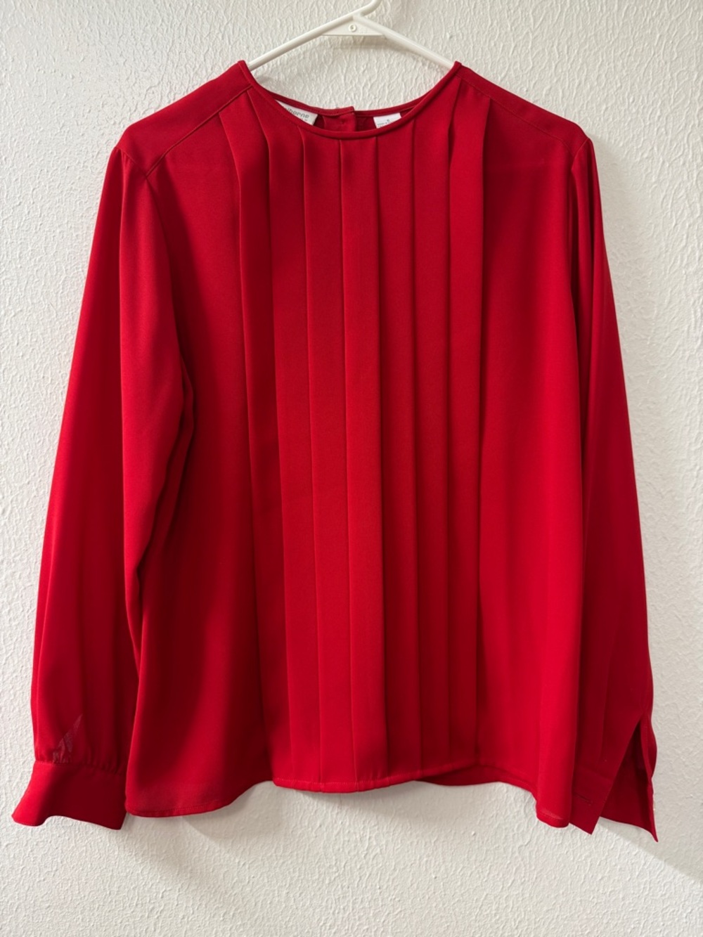 Liz Claiborne Red Pleated Long-Sleeve Blouse